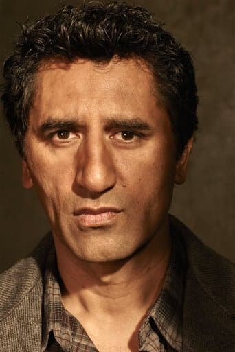 Cliff Curtis's photo