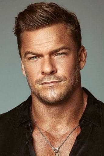 Alan Ritchson's photo