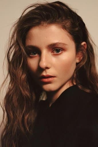 Thomasin McKenzie's photo