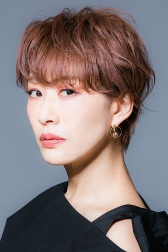 Romi Park's photo
