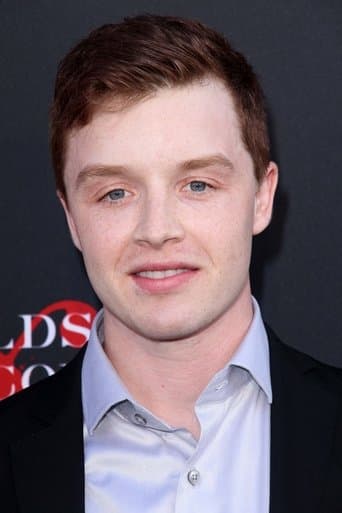 Noel Fisher's photo