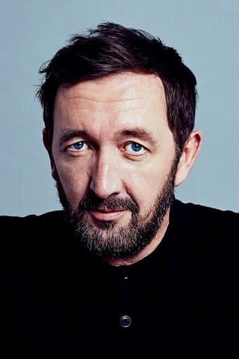 Ralph Ineson's photo