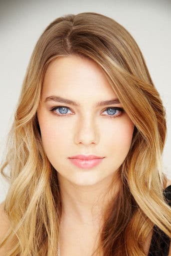 Indiana Evans's photo