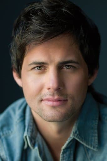 Kristoffer Polaha's photo