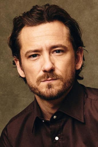 Lewis Pullman's photo