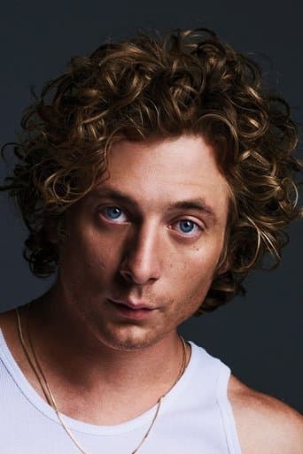 Jeremy Allen White's photo