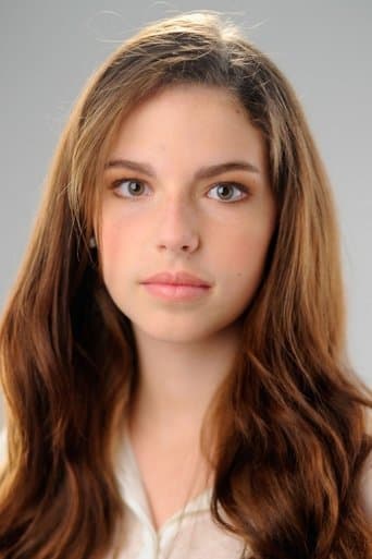 Perla Haney-Jardine's photo