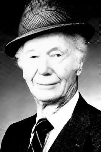 Arthur Tovey's photo